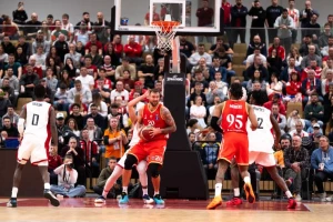 Evroligaška postava Zvezde "slomila" Beč u poslednjoj četvrtini, upisao se Grejem